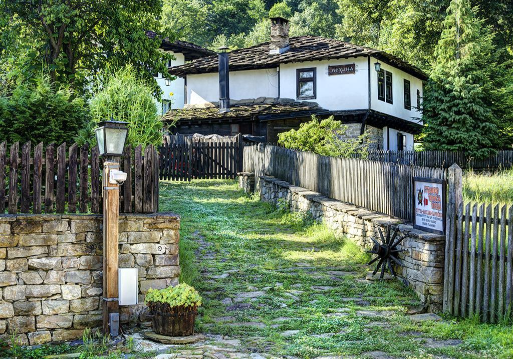 Strannopriemnitsa Guest House Bozhentsi Exterior photo